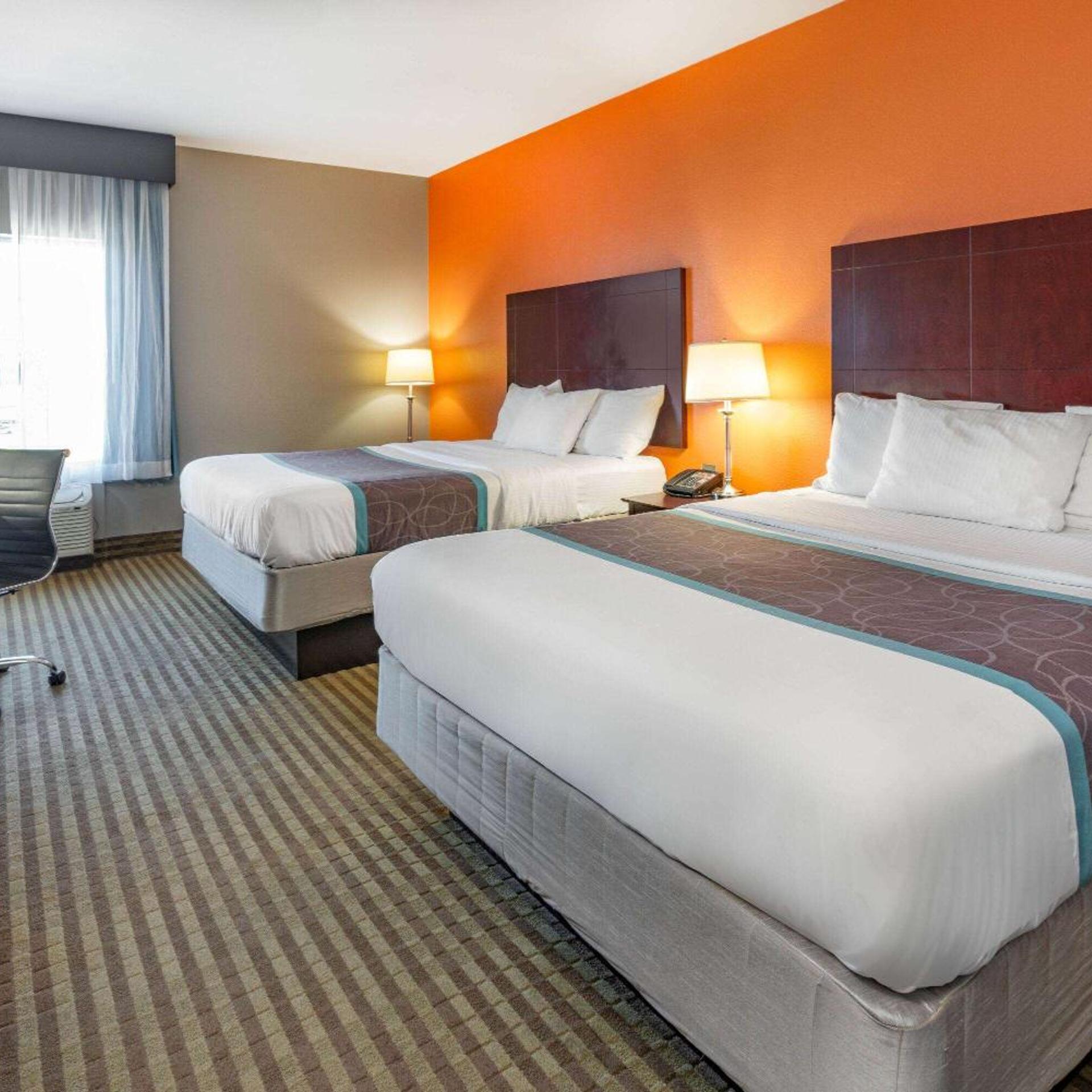 Deluxe, 2 Queen Beds