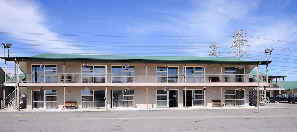 The Racecourse Hotel & Motorlodge 8/53