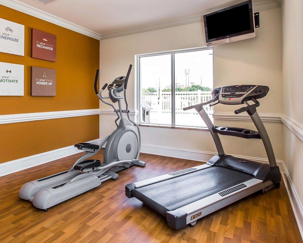Comfort Suites Valdosta Mall Area 24/45