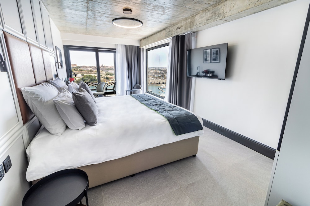 The Londoner Hotel Sliema 19/58