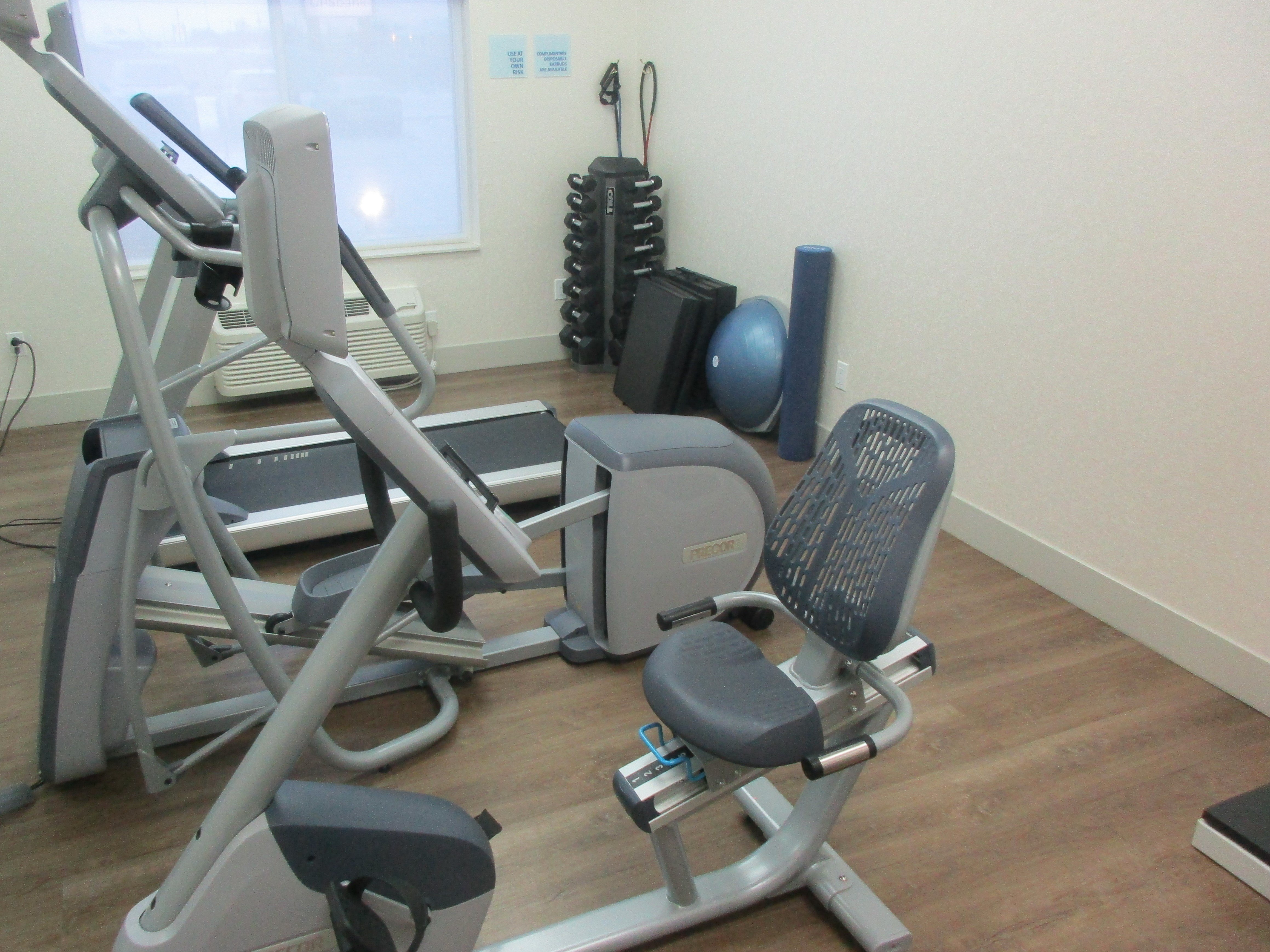 Holiday Inn Express O Neill 28/40