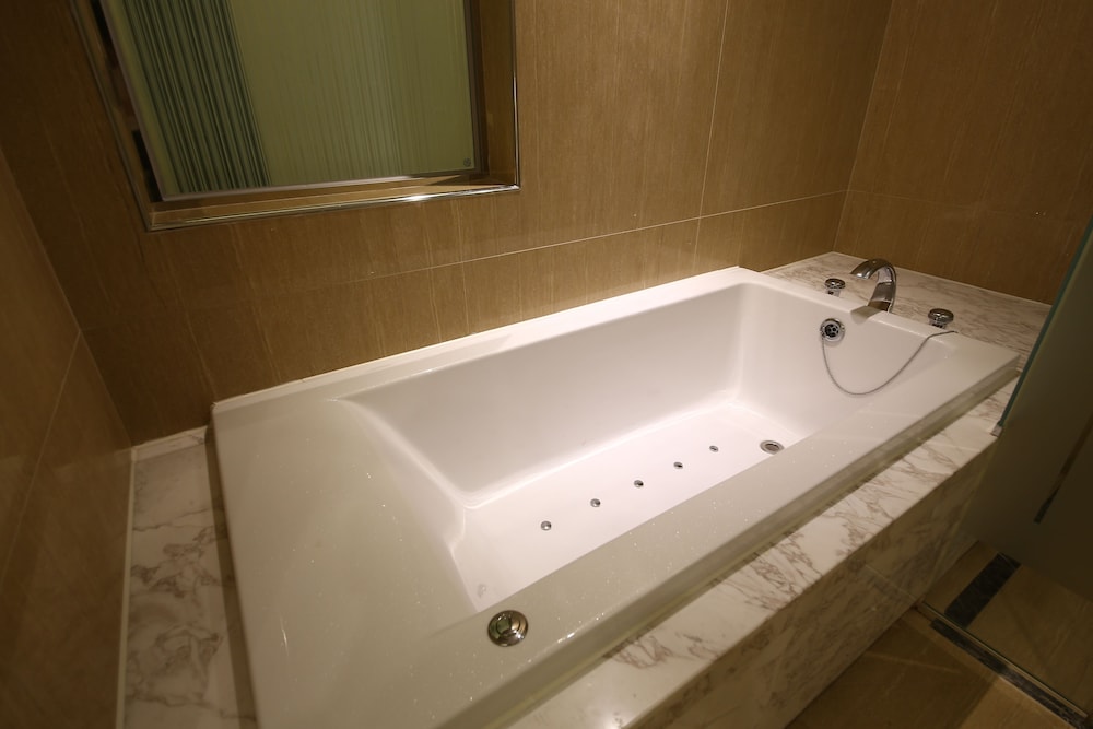 GUWOL HOTEL 48/53