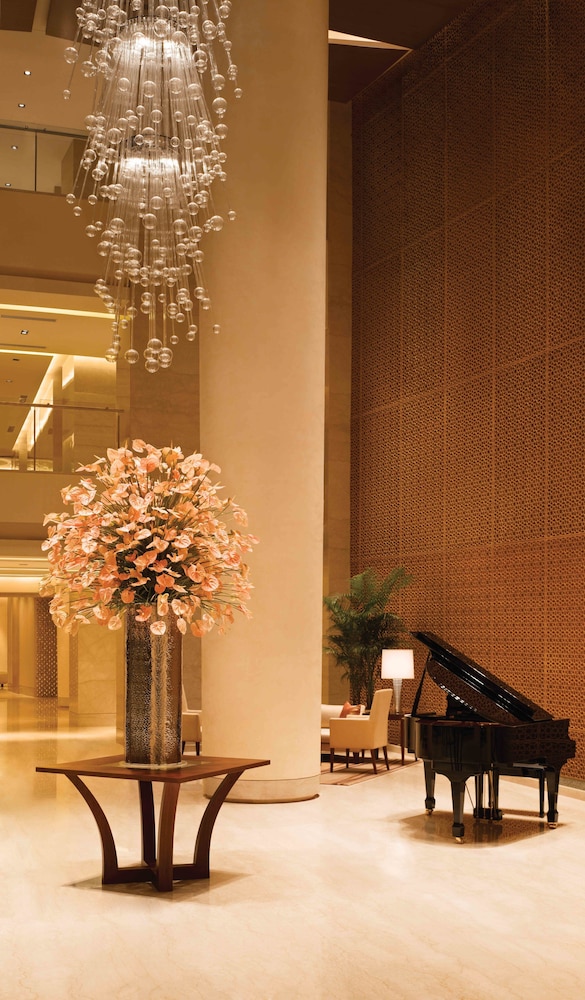 TRIDENT BANDRA KURLA 3/67