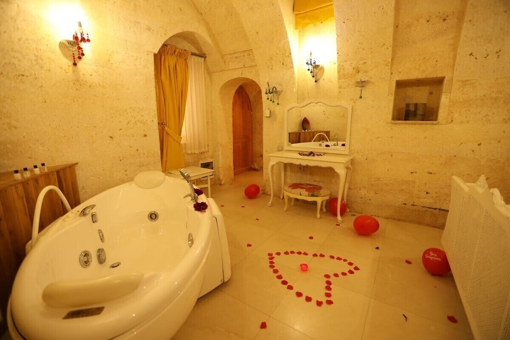 Anatelein Boutique Cave Hotel Special Class 18/65