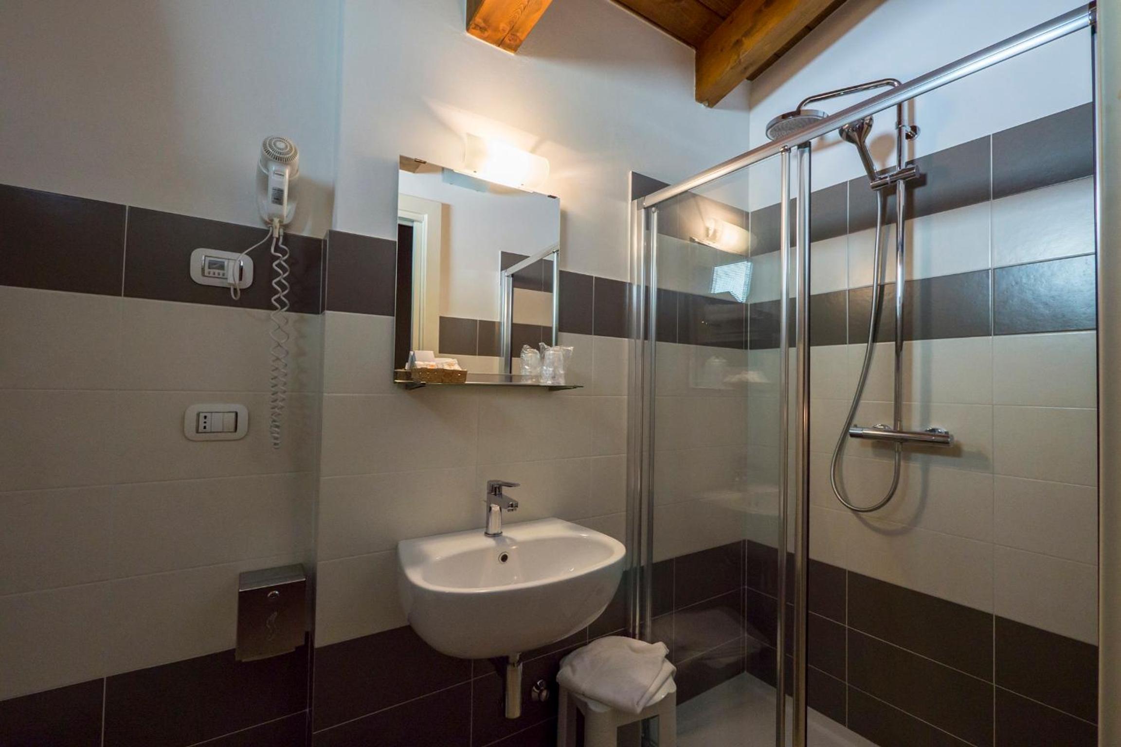 Hotel &amp; Residence Centova 47/51