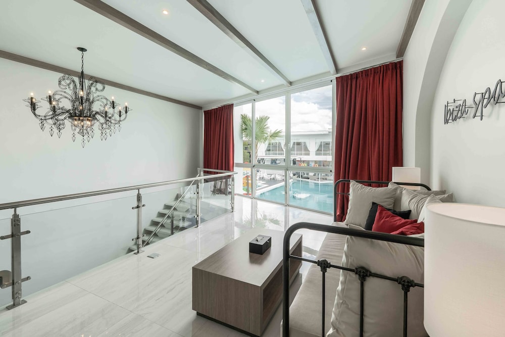 The Gems Mining Pool Villas Pattaya 31/50