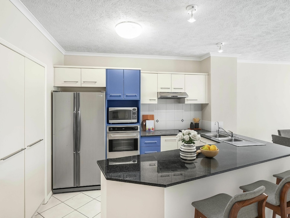 NORTH COVE WATERFRONT SUITES 43/58