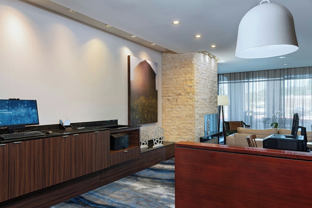 Fairfield Inn And Suites By Marriott Austin San Marcos 8/46