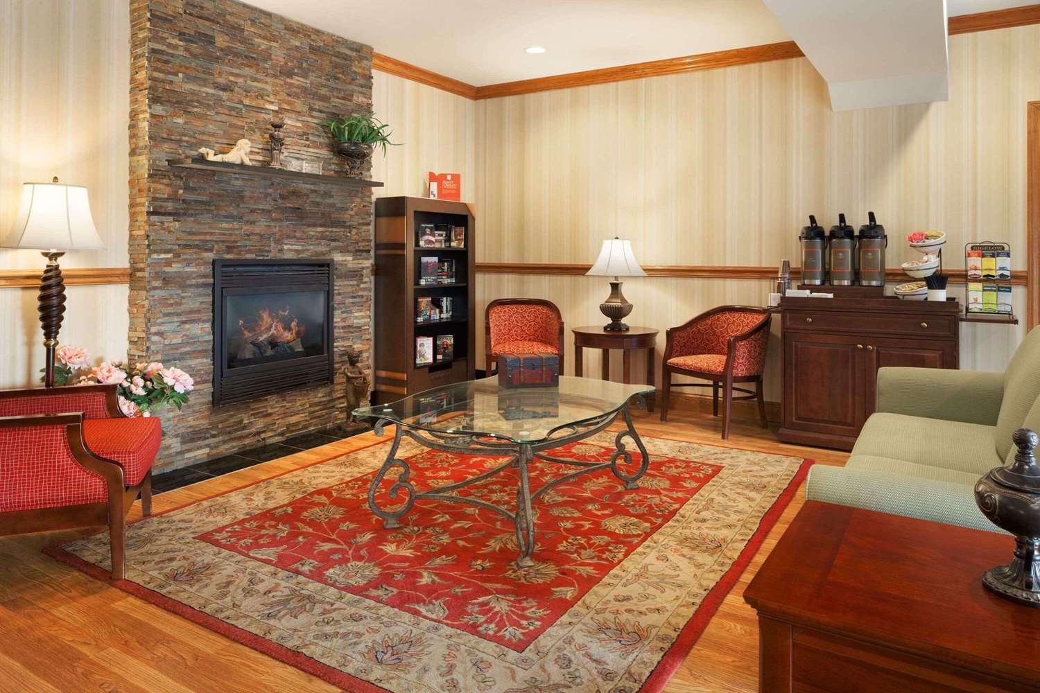 Country Inn & Suites by Radisson, Macedonia - Northfield 13/24