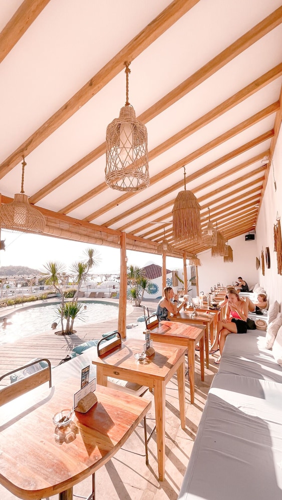Seaesta Komodo Hostel 34/50