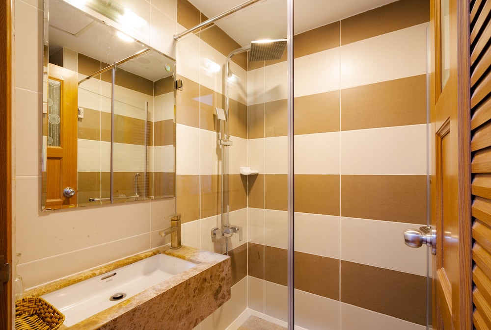 Saigon Amigo Hotel 34/36