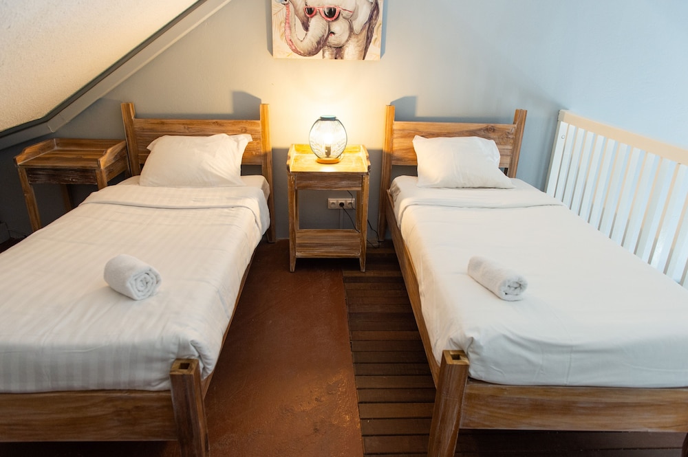 Hotel Fregate Bleue 37/72