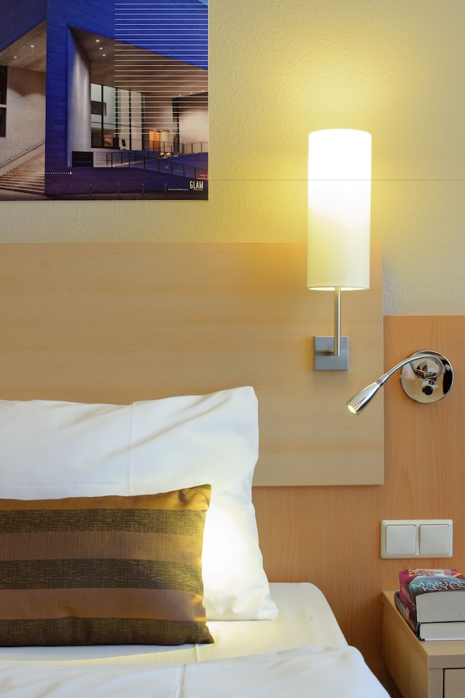 Mercure Hotel Schweinfurt Maininsel 30/75