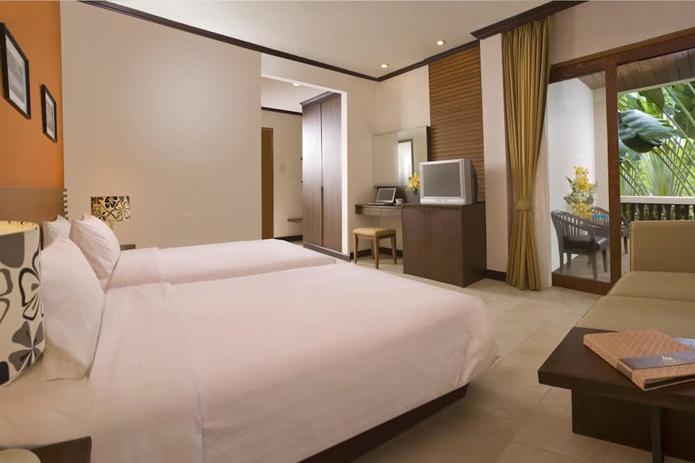 THAI HOUSE BEACH RESORT 19/75