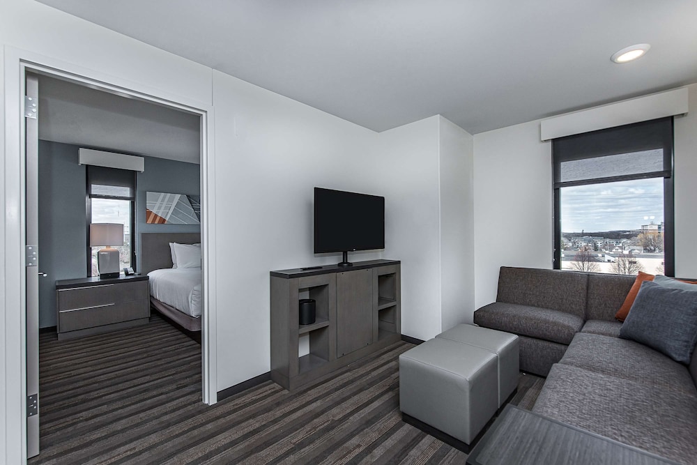 Hyatt House Rochester Mayo Clinic Area 30/50
