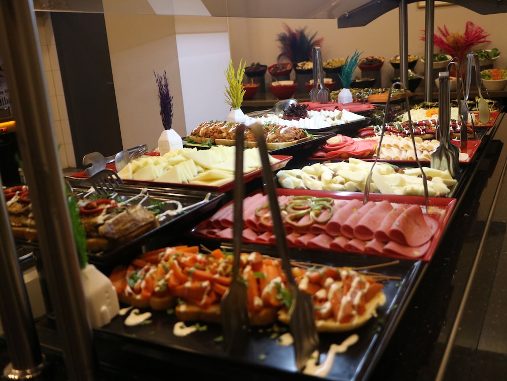 Isnova Hotel photo2