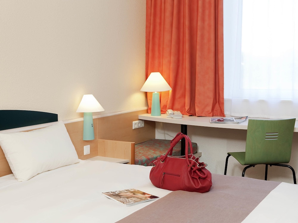 IBIS LUXEMBOURG SUD 35/54