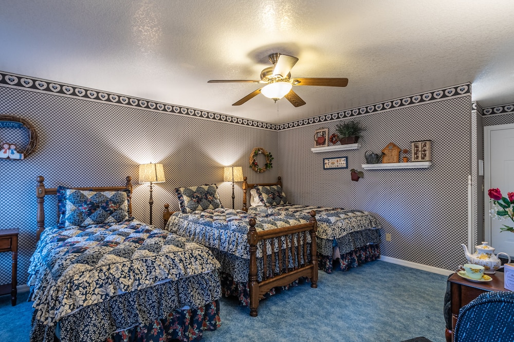 Apples Bed Breakfast 43/71