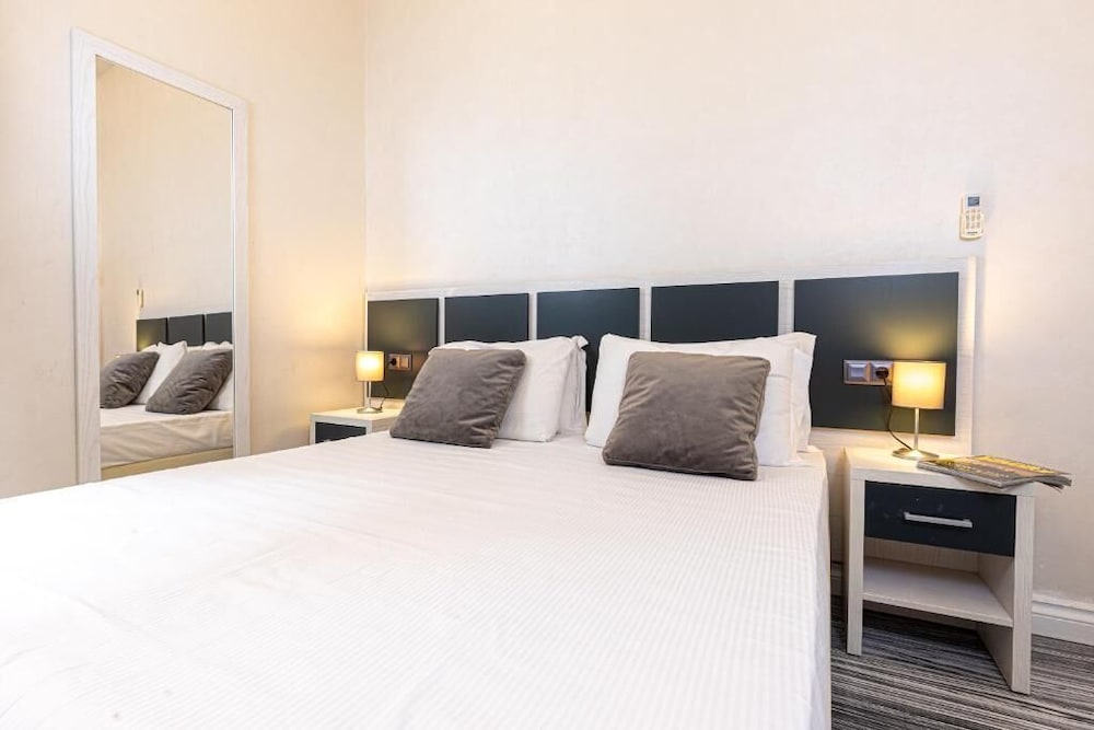 Spagna Boutique Luxury Suites 12/68