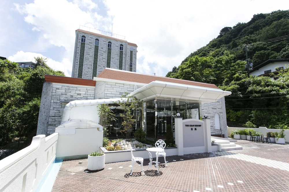 The Grand Resort Arima 3/29