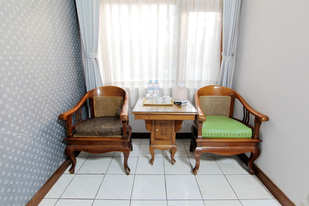Lingga Hotel 30/37