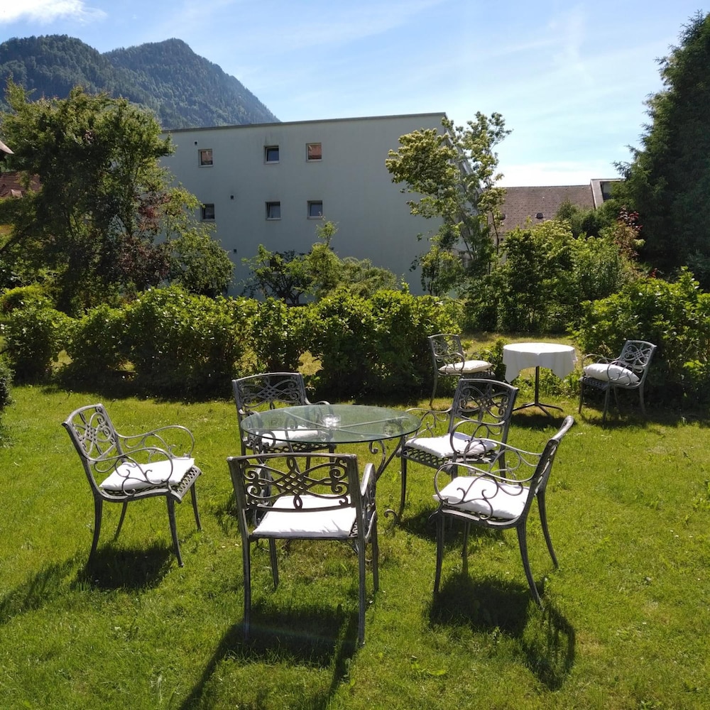 Hotel de La Paix 57/62