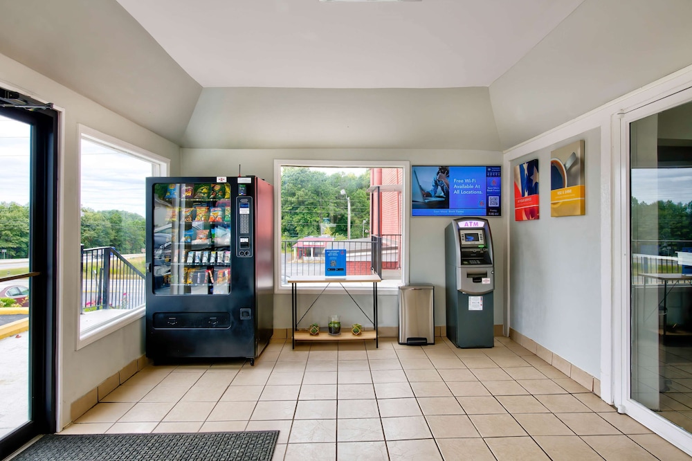 Motel6 Gainesville, GA 54/65