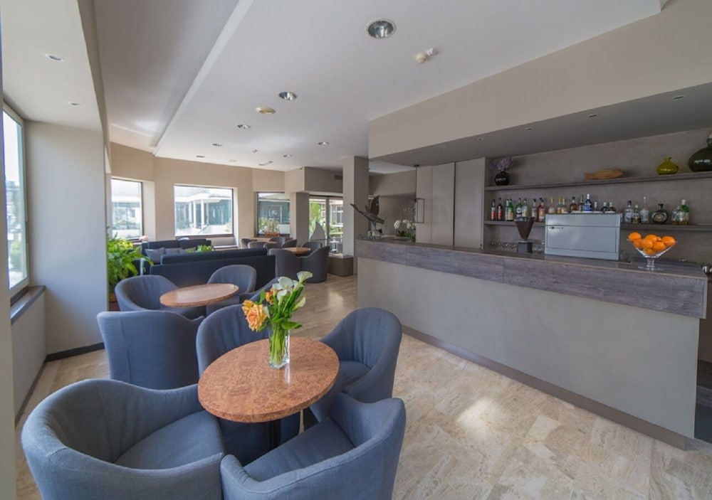 Mediterraneo Hotel and Suites 3/50