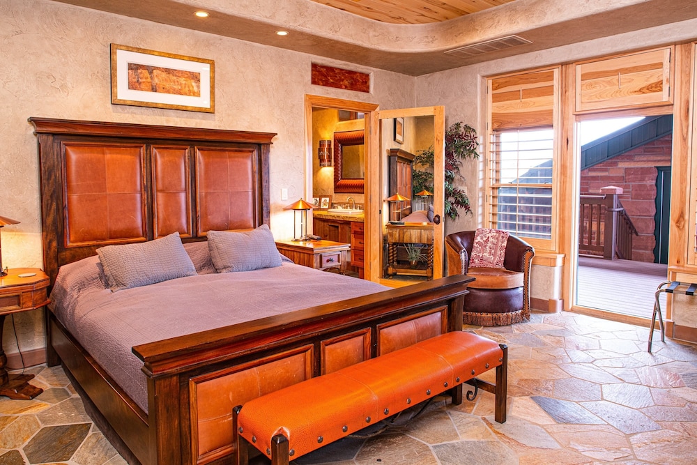 Cougar Ridge Lodge 20/79