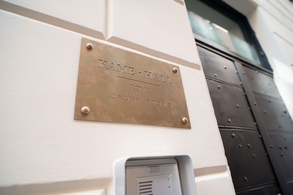 Kame Hall Luxury Rooms 14/31