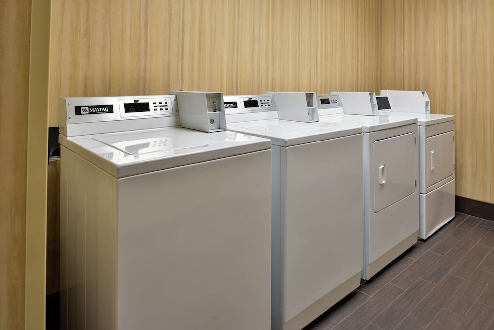 Hampton Inn Idaho Falls Airport 53/64
