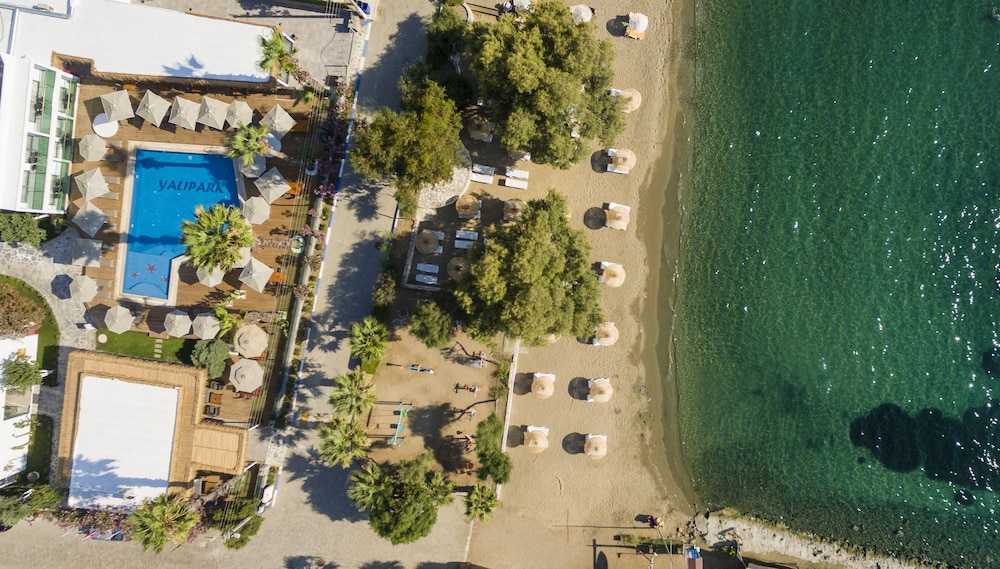 Yalipark Beach Hotel 59/65