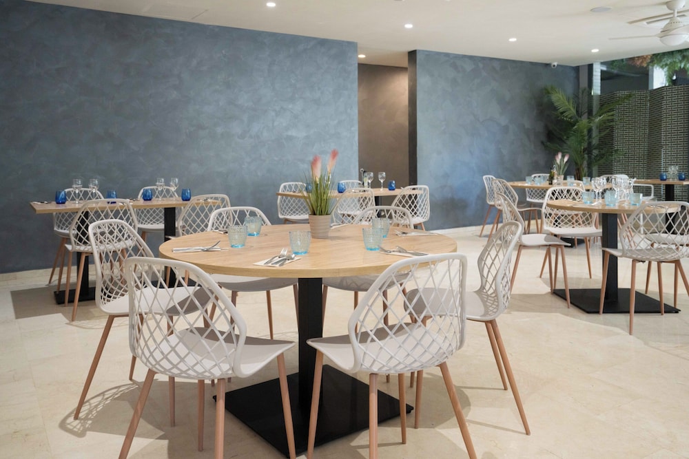 Hotel Ciutat Martorell 43/60