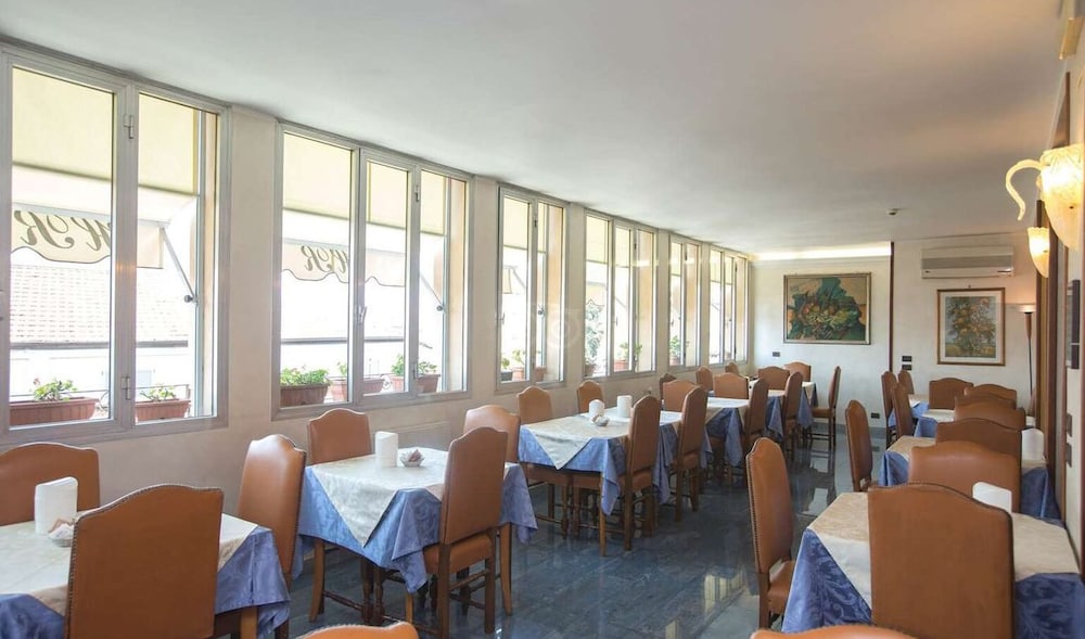 Hotel Rimini 44/56
