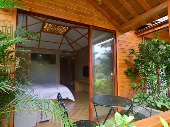 Quanyan Hotspring Holiday Hotel 3/56