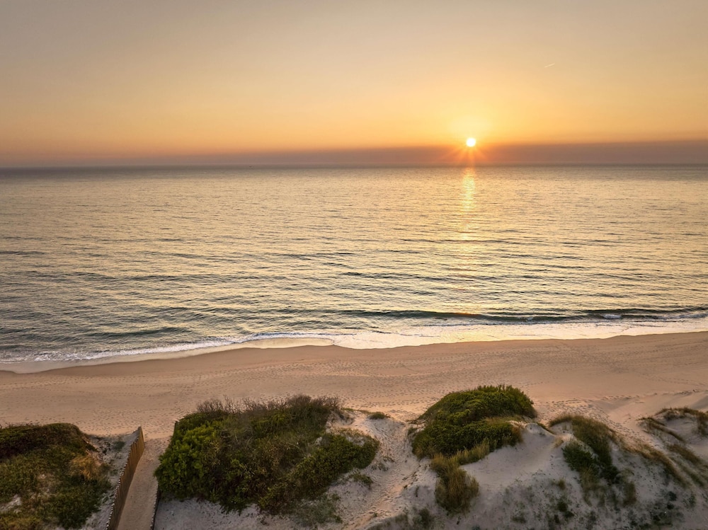 Tivoli Estela Golf & Lodges Porto (44km from Porto) 35/45
