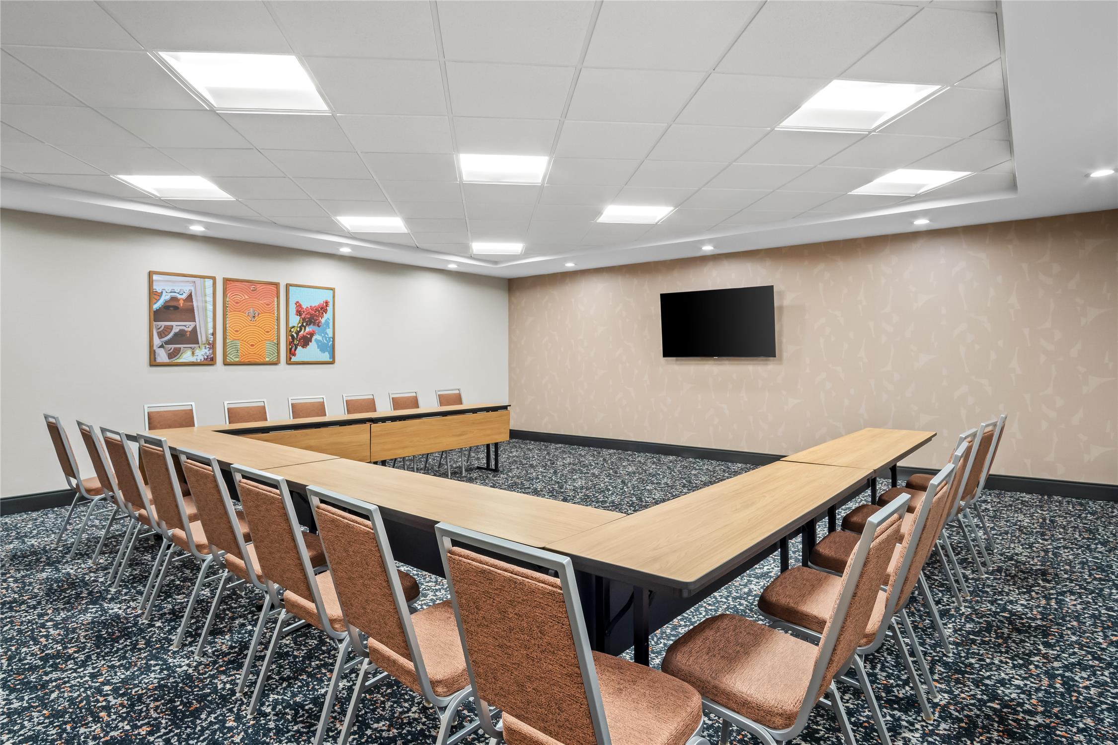 Hampton Inn And Suites Waxahachie 66/76