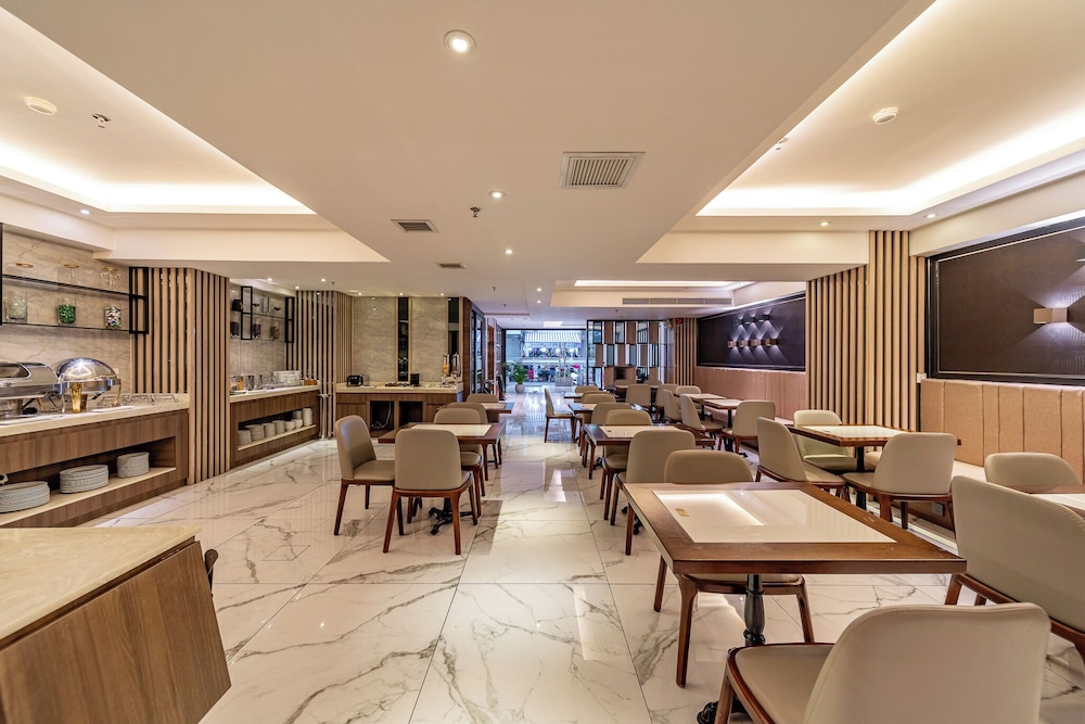 Edoya Hotel Ben Thanh 26/50