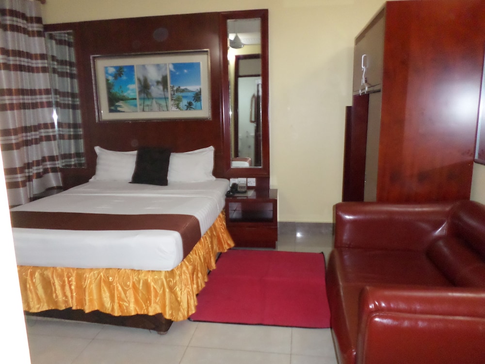 Don Suite Hotel 6/28