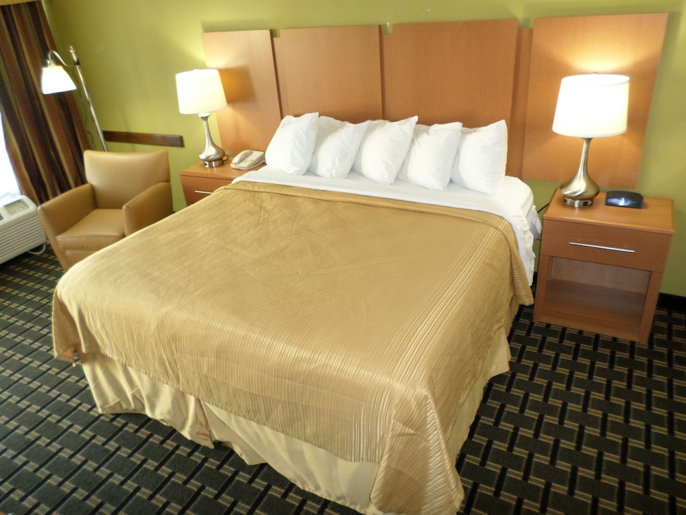 Clarion Inn Southern Pines - Pinehurst 12/31