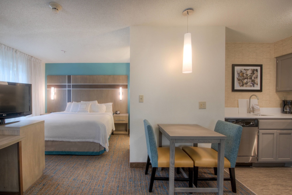 Residence Inn Wilmington Landfall 12/47