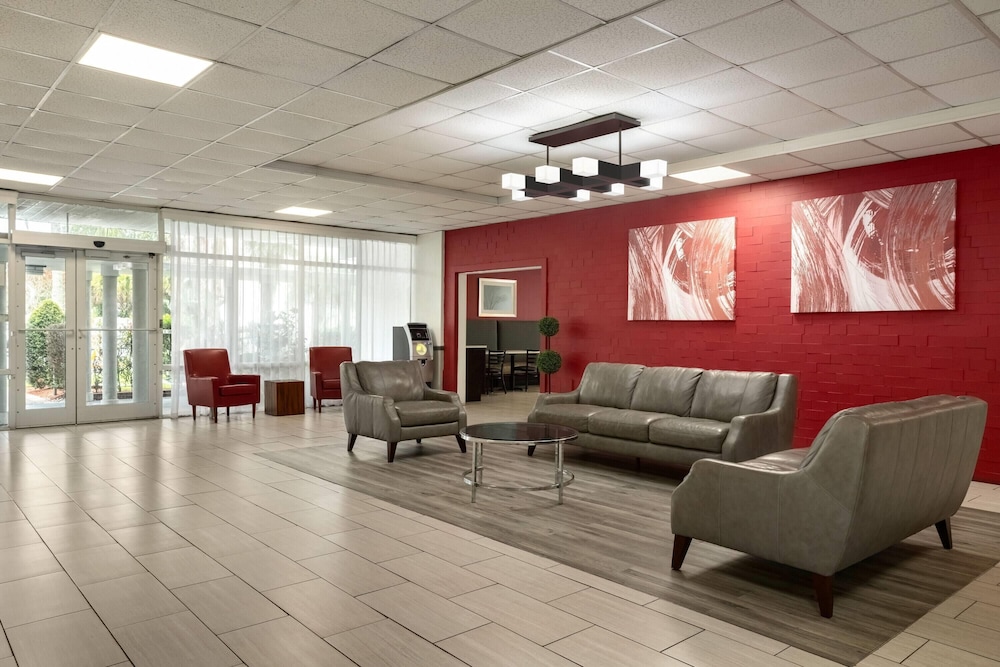 Ramada by Wyndham Cocoa 35/59