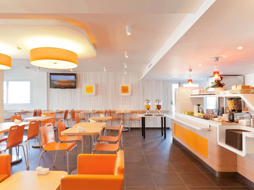 Ibis Budget Gennevilliers Asnieres 46/64