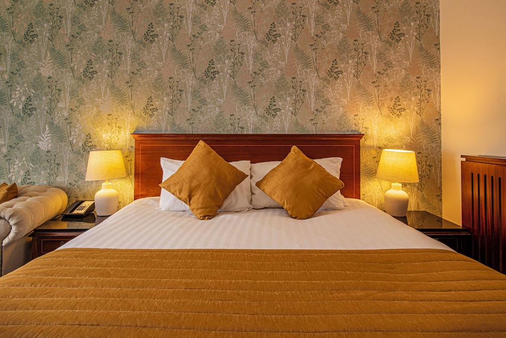 Hollins Hall Hotel, Spa & Golf 16/60