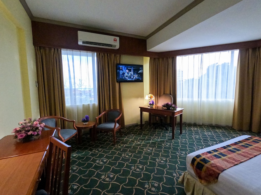 Hotel Sandakan 25/75
