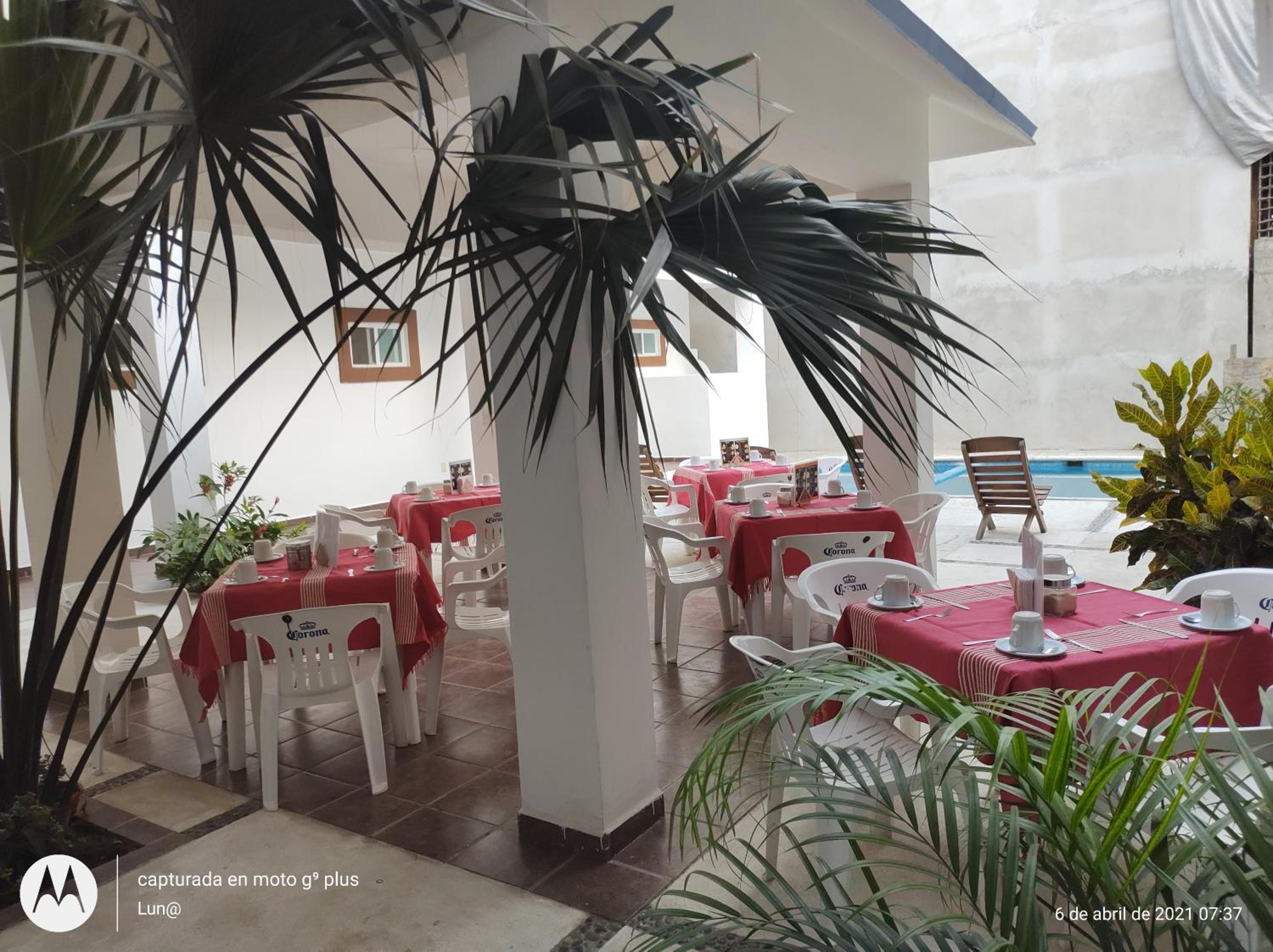 Hotel Posada de Abril 23/25