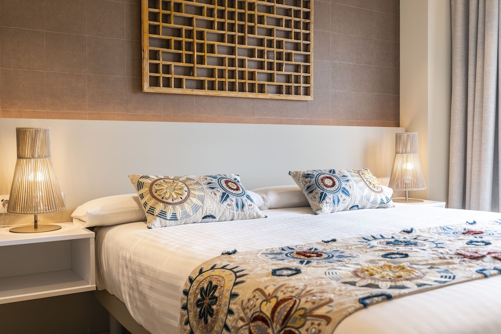 Intelier Core Suites Valencia 16/45