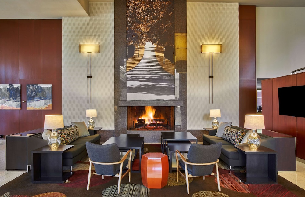 Hyatt Regency Lexington 12/30