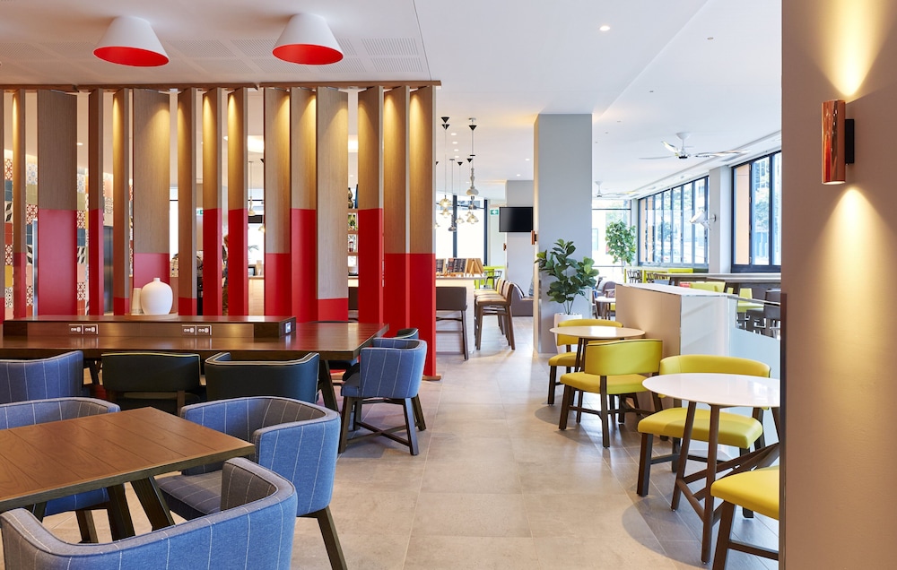 Holiday Inn Express Brisbane Central 40/53