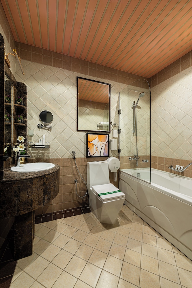 فندق روس(Ross Hotel) 34/36
